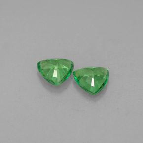 Achetez naturel ct Vert chrome Grenat Tsavorite gems, Trillion, En provenance Tanzanie chez GemSelect. En stock, livraison internationale!