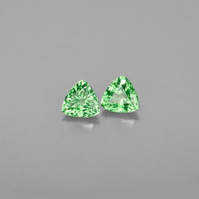Achetez naturel ct vert grenat tsavorite gems, trillion, en provenance tanzanie chez gemselect. en stock, livraison internationale!