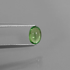 Grenat Tsavorite Vert chrome naturelle Coupe ovale, 0.63 ct, Transparent