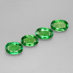 Achetez naturel ct vert grenat tsavorite gems, coupe ovale, en provenance tanzanie chez gemselect. en stock, livraison internationale!