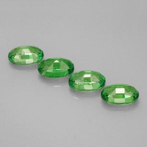Achetez naturel ct vert grenat tsavorite gems, coupe ovale, en provenance tanzanie chez gemselect. en stock, livraison internationale!