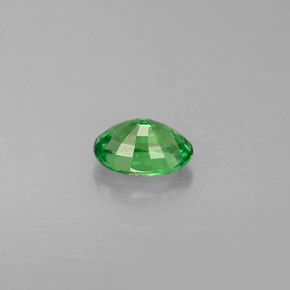Grenat Tsavorite Vert chrome naturelle Coupe ovale, 0.61 ct, VS