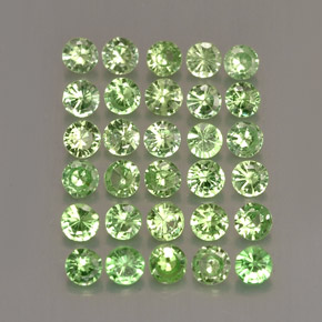 Achetez naturel ct Vert Grenat Tsavorite gems, Coupe roude, En provenance Tanzanie chez GemSelect. En stock, livraison internationale!