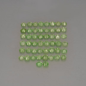 Achetez naturel ct Vert Grenat Tsavorite gems, Coupe roude, En provenance Tanzanie chez GemSelect. En stock, livraison internationale!