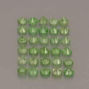 Achetez naturel ct Vert clair Grenat Tsavorite gems, Coupe roude, En provenance Tanzanie chez GemSelect. En stock, livraison internationale!