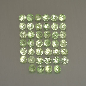 Achetez naturel ct vert grenat tsavorite gems, coupe roude, en provenance tanzanie chez gemselect. en stock, livraison internationale!
