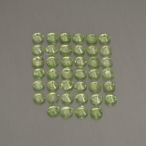 Achetez naturel ct vert grenat tsavorite gems, coupe roude, en provenance tanzanie chez gemselect. en stock, livraison internationale!