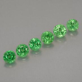 Achetez naturel ct vert grenat tsavorite gems, coupe roude, en provenance tanzanie chez gemselect. en stock, livraison internationale!