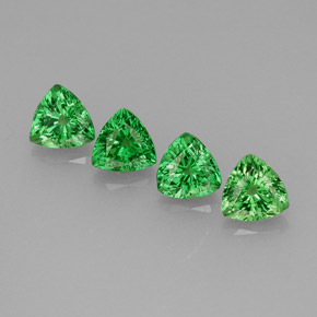Achetez naturel ct vert grenat tsavorite gems, trillion, en provenance tanzanie chez gemselect. en stock, livraison internationale!