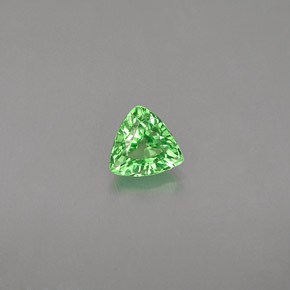 Grenat Tsavorite Vert chrome naturelle Trillion, 0.34 ct, VS