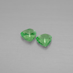 Achetez naturel ct vert grenat tsavorite gems, trillion, en provenance tanzanie chez gemselect. en stock, livraison internationale!