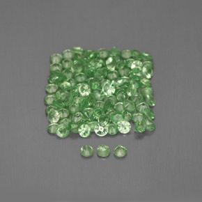 Achetez naturel ct Vert Grenat Tsavorite gems, Coupe roude, En provenance Tanzanie chez GemSelect. En stock, livraison internationale!