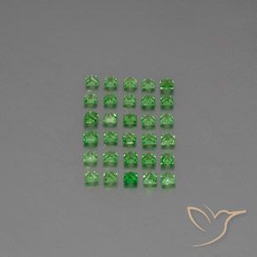Shop natural 2.38ct Vert moyen Grenat Tsavorite gems, Carré, from Tanzanie at GemSelect. In stock, global shipping!
