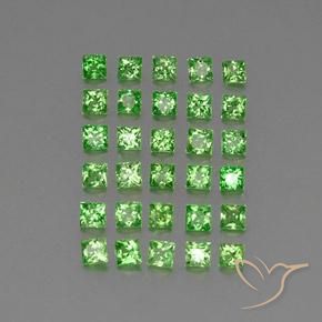 Shop natural 2.66ct Vert éclatant Grenat Tsavorite gems, Carré, from Tanzanie at GemSelect. In stock, global shipping!