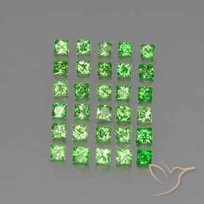 Shop natural 2.70ct Vert moyen Grenat Tsavorite gems, Carré, from Tanzanie at GemSelect. In stock, global shipping!