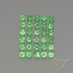 Shop natural 2.36ct Vert Électrique Grenat Tsavorite gems, Carré, from Tanzanie at GemSelect. In stock, global shipping!