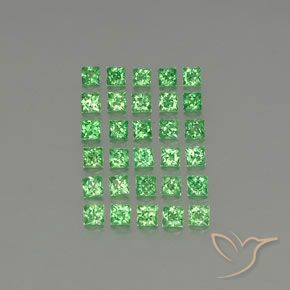 Shop natural 2.62ct Vert moyen Grenat Tsavorite gems, Carré, from Tanzanie at GemSelect. In stock, global shipping!