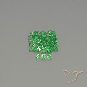 Shop natural 2.37ct Vert clair Grenat Tsavorite gems, Carré, from Tanzanie at GemSelect. In stock, global shipping!