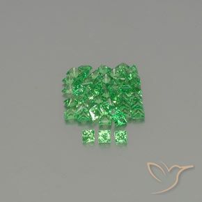 Shop natural 2.37ct Vert clair Grenat Tsavorite gems, Carré, from Tanzanie at GemSelect. In stock, global shipping!