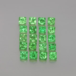 Achetez naturel ct vert grenat tsavorite gems, carré, en provenance tanzanie chez gemselect. en stock, livraison internationale!