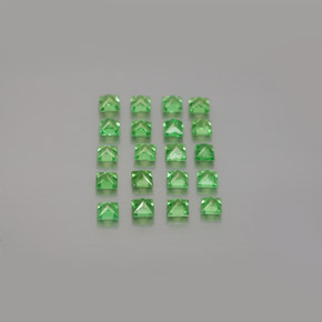 Achetez naturel ct vert grenat tsavorite gems, carré, en provenance tanzanie chez gemselect. en stock, livraison internationale!