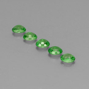 Achetez naturel ct vert grenat tsavorite gems, coupe ovale, en provenance tanzanie chez gemselect. en stock, livraison internationale!