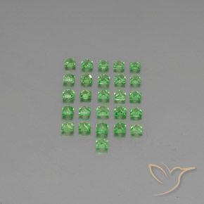 Shop natural 2.06ct Vert clair Grenat Tsavorite gems, Carré, from Tanzanie at GemSelect. In stock, global shipping!