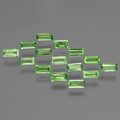 Achetez naturel 1.54ct Vert éclatant Grenat Tsavorite gems, Baquette, En provenance Tanzanie chez GemSelect. En stock, livraison internationale!