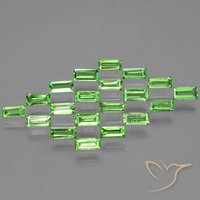Shop natural 2.08ct Vert éclatant Grenat Tsavorite gems, Baquette, from Tanzanie at GemSelect. In stock, global shipping!