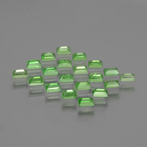 Achetez naturel 1,90ct vert grenat tsavorite gems, baguette, en provenance tanzanie chez gemselect. en stock, livraison internationale!