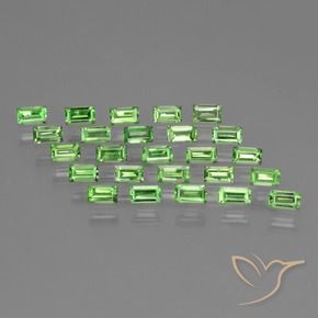 Shop natural 1.89ct Vert éclatant Grenat Tsavorite gems, Baquette, from Tanzanie at GemSelect. In stock, global shipping!
