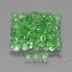 Shop natural 5.26ct Vert éclatant Grenat Tsavorite gems, Tour, from Kenya at GemSelect. In stock, global shipping!