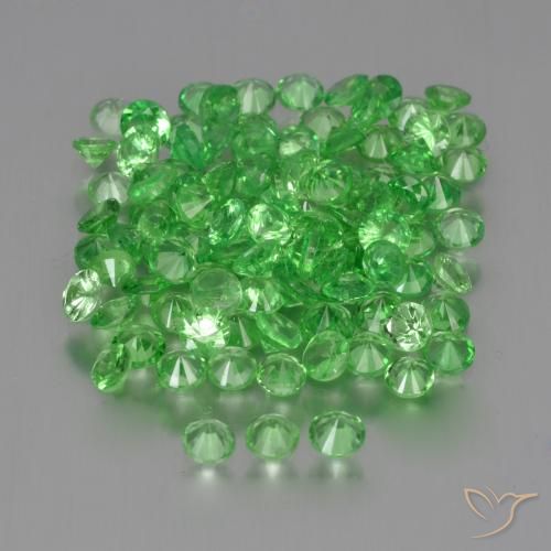 Shop natural 4.90ct Vert éclatant Grenat Tsavorite gems, Tour, from Kenya at GemSelect. In stock, global shipping!