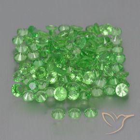 Shop natural 4.76ct Vert éclatant Grenat Tsavorite gems, Tour, from Kenya at GemSelect. In stock, global shipping!