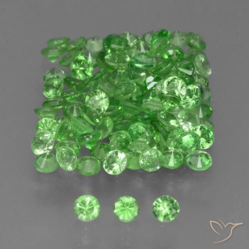 Shop natural 4.10ct Vert éclatant Grenat Tsavorite gems, Tour, from Kenya at GemSelect. In stock, global shipping!