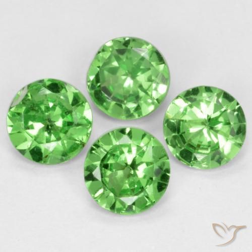 Shop natural 1.08ct Vert clair Grenat Tsavorite gems, Tour, from Tanzanie at GemSelect. In stock, global shipping!