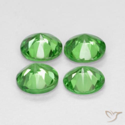 Shop natural 1.08ct Vert clair Grenat Tsavorite gems, Tour, from Tanzanie at GemSelect. In stock, global shipping!