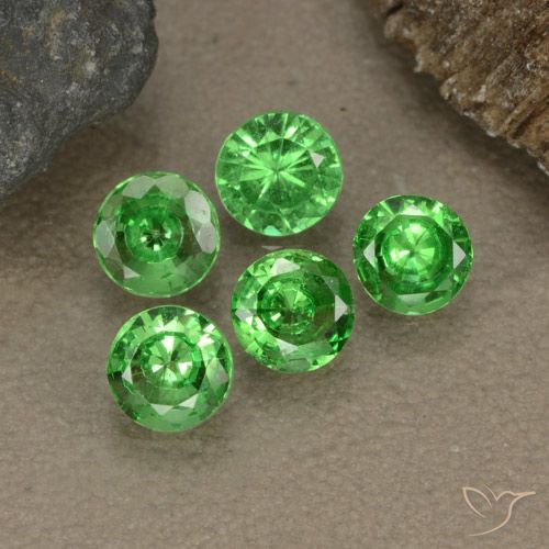 Achetez naturel 1.28ct Vert moyen Grenat Tsavorite gems, Coupe roude, En provenance Tanzanie chez GemSelect. En stock, livraison internationale!