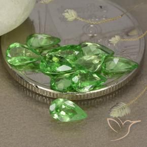 Achetez naturel 1.67ct Vert clair Grenat Tsavorite gems, En forme de poire, En provenance Tanzanie chez GemSelect. En stock, livraison internationale!