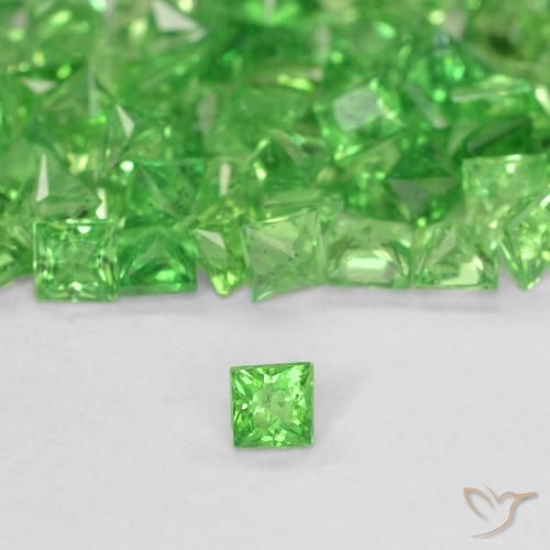 Grenat Tsavorite Vert éclatant naturelle Carré, 0.07 ct, SI