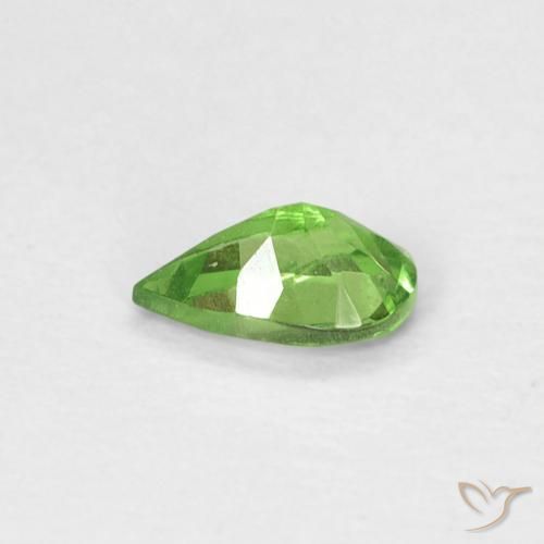 Grenat Tsavorite Vert éclatant naturelle En forme de poire, 0.26 ct, VVS-VS