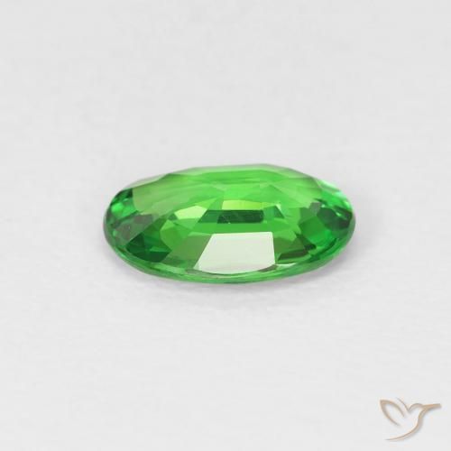 Grenat Tsavorite Vert Électrique naturelle ovale, 0.75 ct, VS