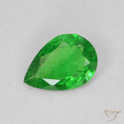Grenat Tsavorite Vert moyen naturelle En forme de poire, 0.53 ct, SI