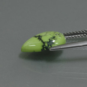 Turquoise vert naturelle en forme de poire, 2,60 ct, opaque