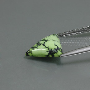 Turquoise vert naturelle trillion, 2,48 ct, opaque