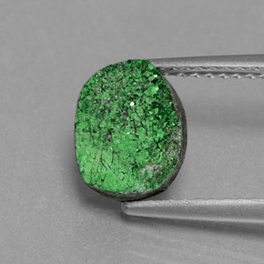 Uvarovite Grenat Drusy Vert naturelle Forme fantaisie, 2.39 ct, Opaque