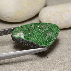 Uvarovite Grenat Drusy Deep Earthy Green naturelle Fantaisie, 19.52 ct, Opaque