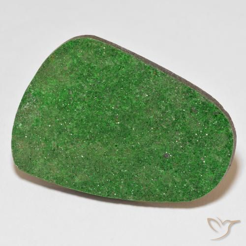 Uvarovite Grenat Drusy Vert clair naturelle Fantaisie, 77.73 ct, Opaque
