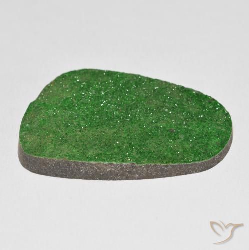Uvarovite Grenat Drusy Vert clair naturelle Fantaisie, 77.73 ct, Opaque