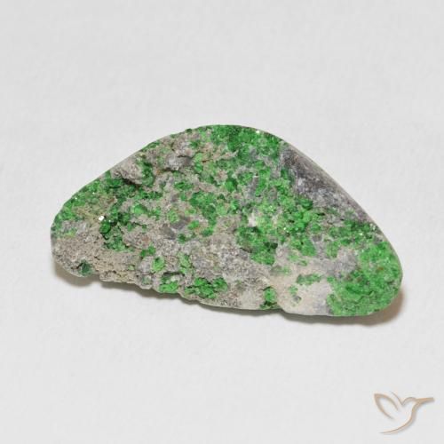 Uvarovite Grenat Drusy Deep Earthy Green naturelle Fantaisie, 18.60 ct, Opaque